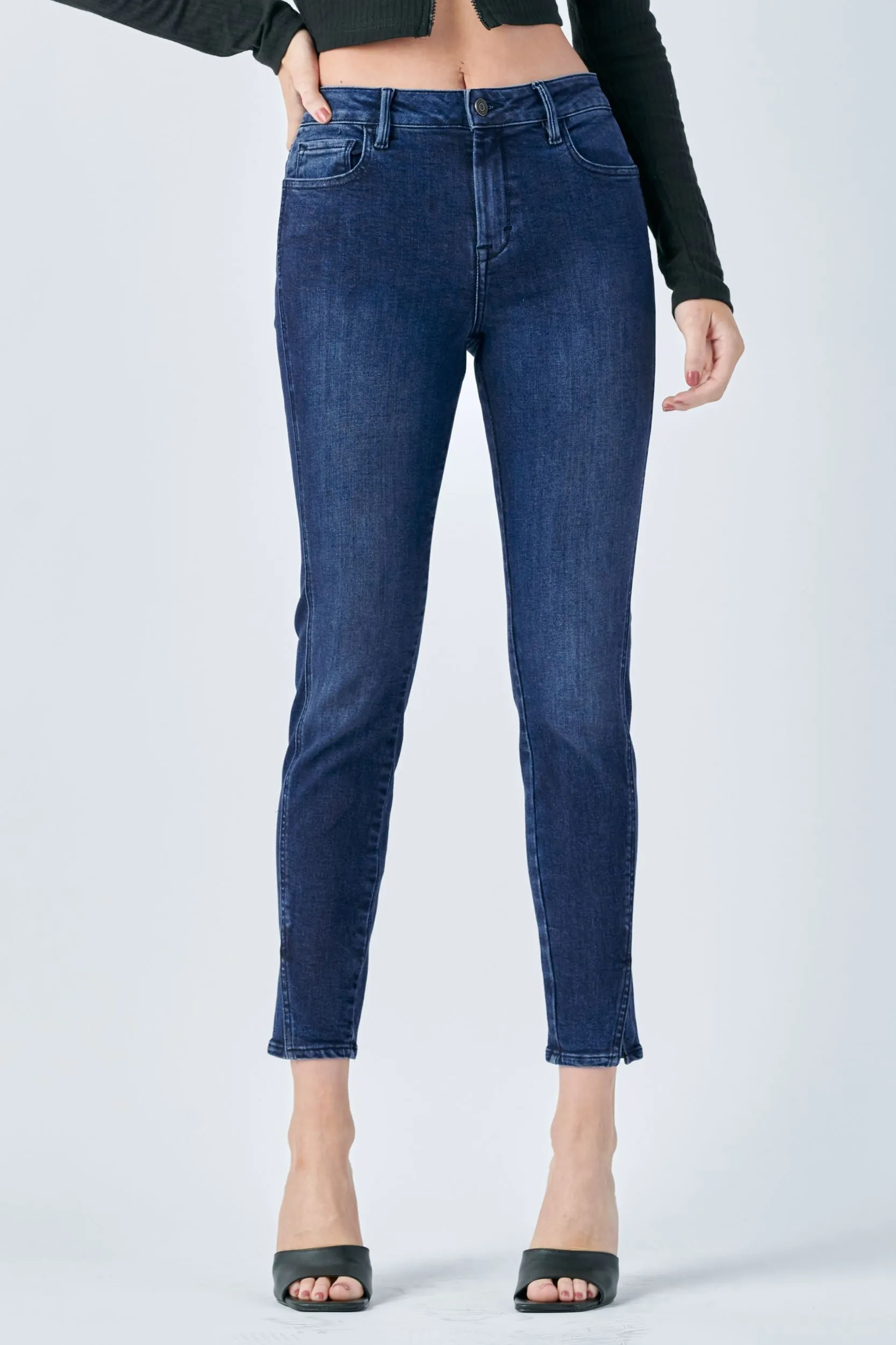 Medium Dark Side Slit Midrise Skinny